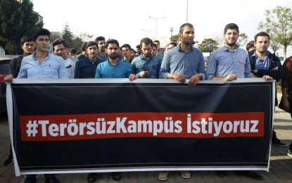 Kocaeli Üniversitesi’nde Aktif görev yapan öğrenci dernekleri teröre karşı tek yumruk oldu