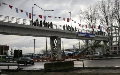 Vali Güzeloğlu Şehit Kaymakam Muhammet Fatih Safitürk Köprüsünün Açılışını yaptı