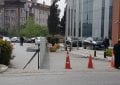 Vatandaş Darıca Belediyesi’nin girişini kapattı