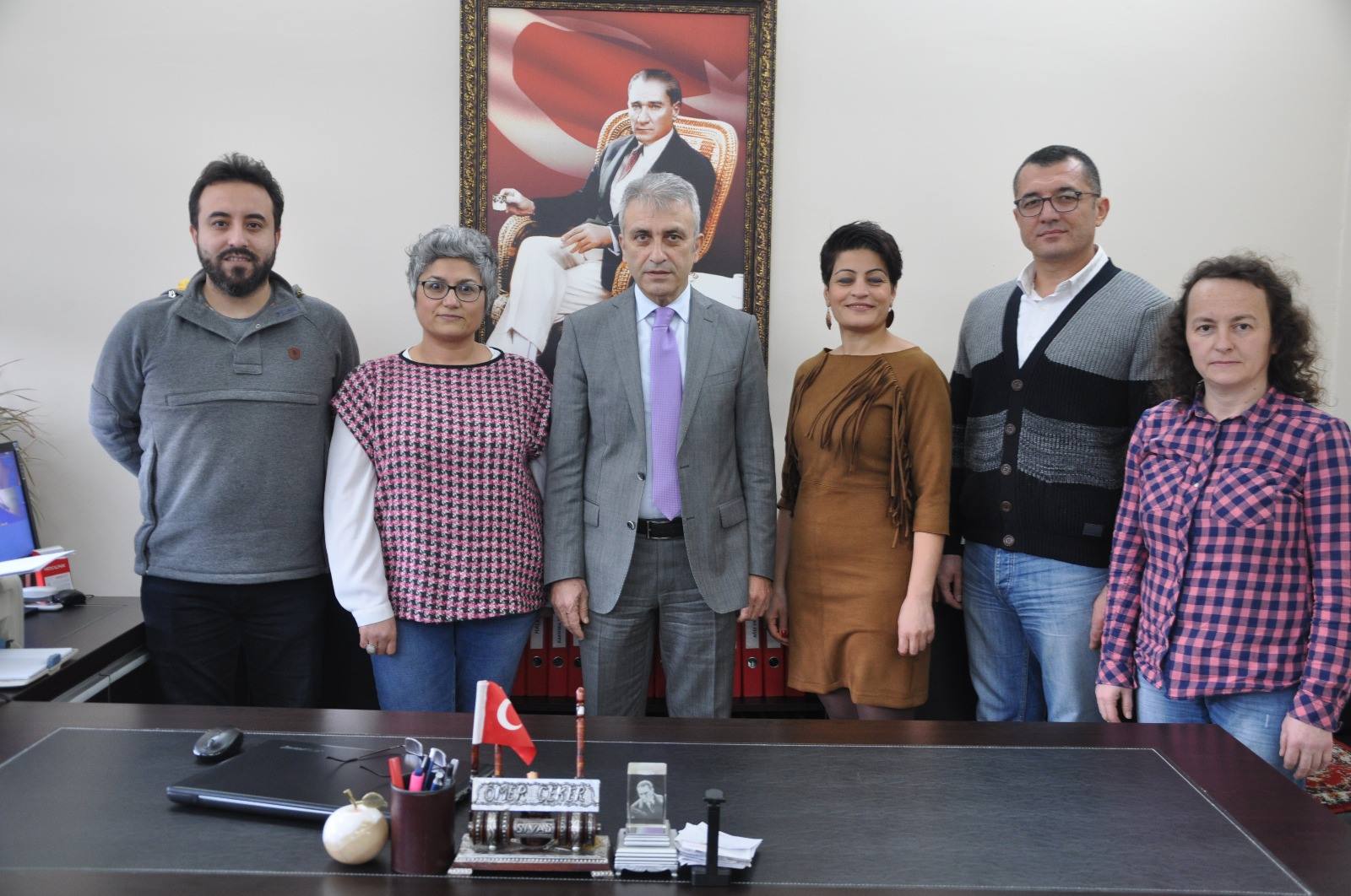 AİLE HEKİMLERİNİN E-DEVLET MAĞDURİYETİ GİDERİLMELİ