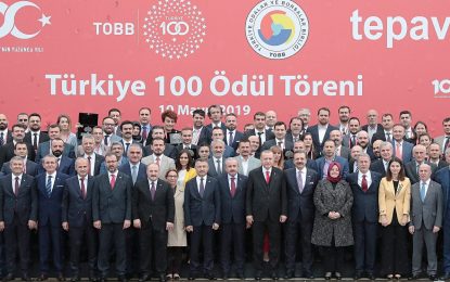 Kocaelili firmalar ‘Türkiye 100’den ödülle döndü