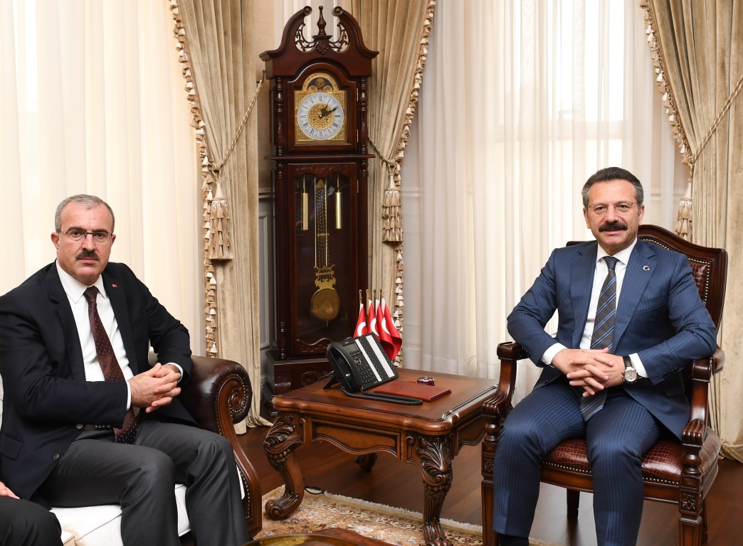 Kütahya Valisi Dr. Ömer Toraman, Vali Hüseyin Aksoy’a Ziyaret