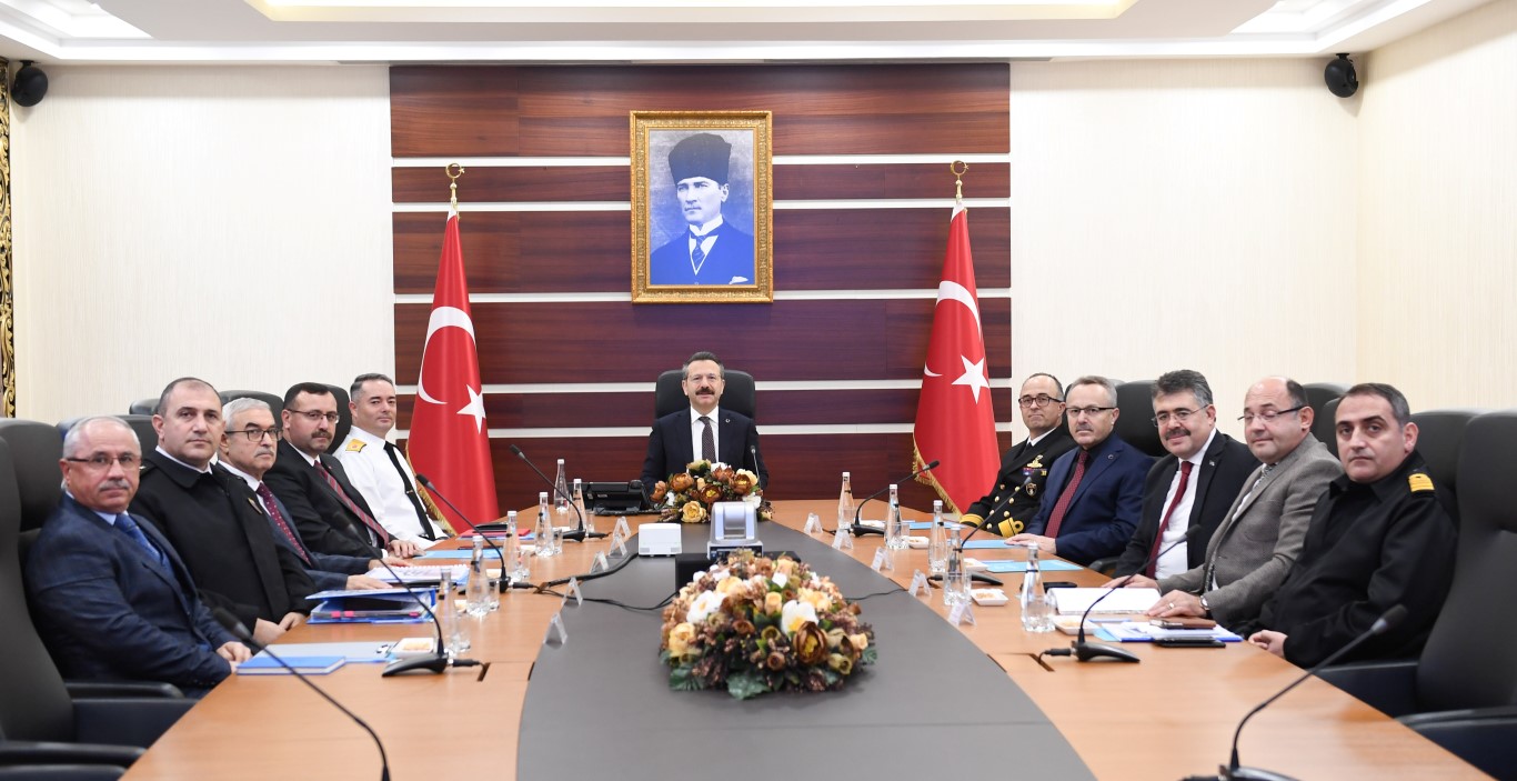 İl Güvenlik ve Asayiş Koordinasyon Toplantısı  Kocaeli Valiliği’nde Gerçekleştirildi