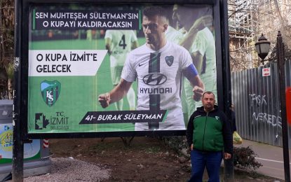 Başkan Hürriyet’ten Kocaelisporlu futbolculara afişli motivasyon