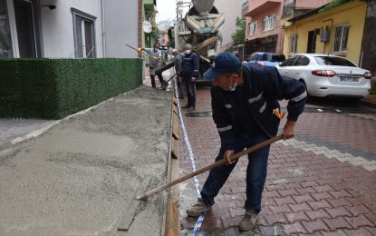 İzmit Belediyesi sokakları yaza hazırlıyor