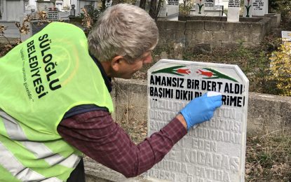 Süloğlu Belediyesi Tüm Mezar Taşlarının Boya ve Bakımını Yapıyor