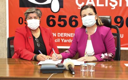 İzmit Belediyesi ve Türkiye Kadın Dernekleri Federasyonu, ’Şiddetsiz Bir İzmit’ için imzaları attı