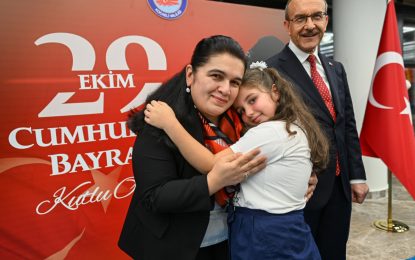 Cumhuriyet Bayramı Kabul Töreni, Yavuz Çiftinin Ev Sahipliğinde Gerçekleştirildi