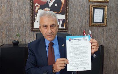 Türk Sağlık-Sen Kocaeli Şubesi Başkanı Ömer Çeker, Tüylüoğlu’na Promosyon Teşekkürü Etti