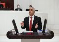Dr. Gergerlioğlu, “Fethiye Caddesinde Halk İzmit Belediyesi ile Kocaeli Büyükşehir Belediyesi arasında perişan ediliyor!” 