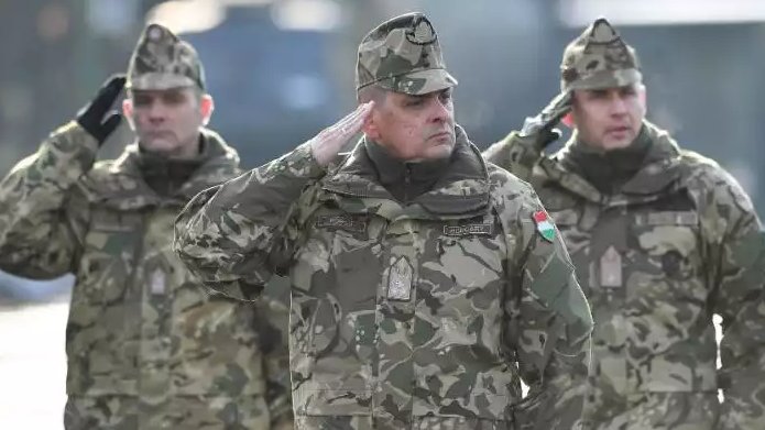 Macaristan ordusunda “NATO tasfiyesi”