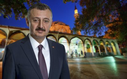 Büyükşehir Belediye Başkanı Tahir Büyükakın, Miraç Kandili sebebi ile bir mesaj yayınladı