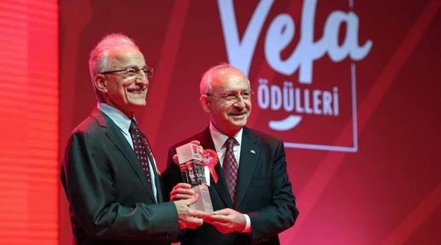 CHP revizyona gidiyor: Merkez ve taşra örgütleri yeniden yapılanaca