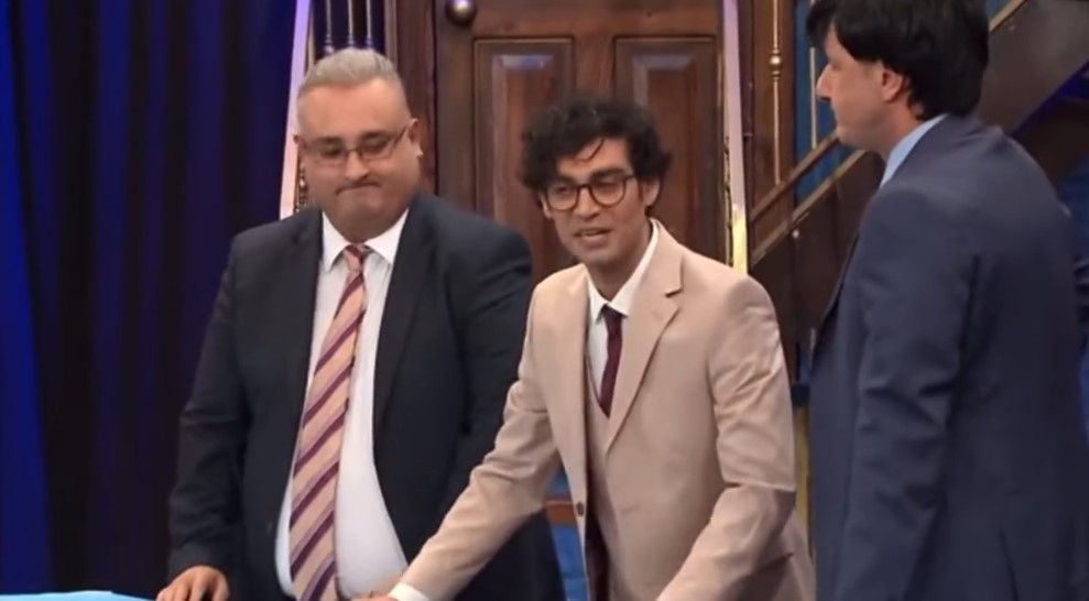 Özgür Demirtaş Güldür Güldür’ün dolar skecini paylaştı!