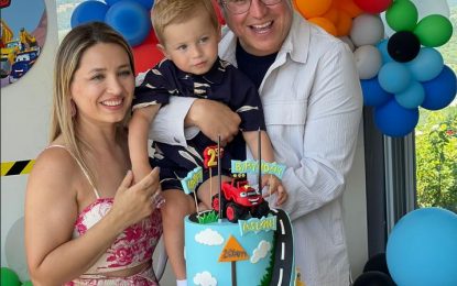 Ünlü komedyen oğlunun doğum gününü  Bursa’da kutladı