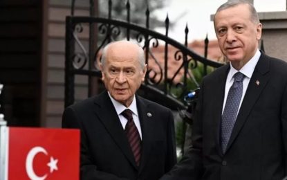 Erdoğan ve Bahçeli görüştü! Cem Küçük kulis verdi: “O şehirlerde MHP desteklenebilir”