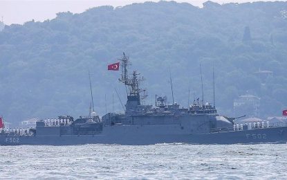 Türk savaş gemileri KKTC limanlarına gidiyor