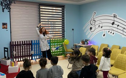 Fuat Attaroğlu Çocuk Kütüphanesi ve Müzik Okulu Çocuklar Gibi Renkli Bir Yapıya Sahip