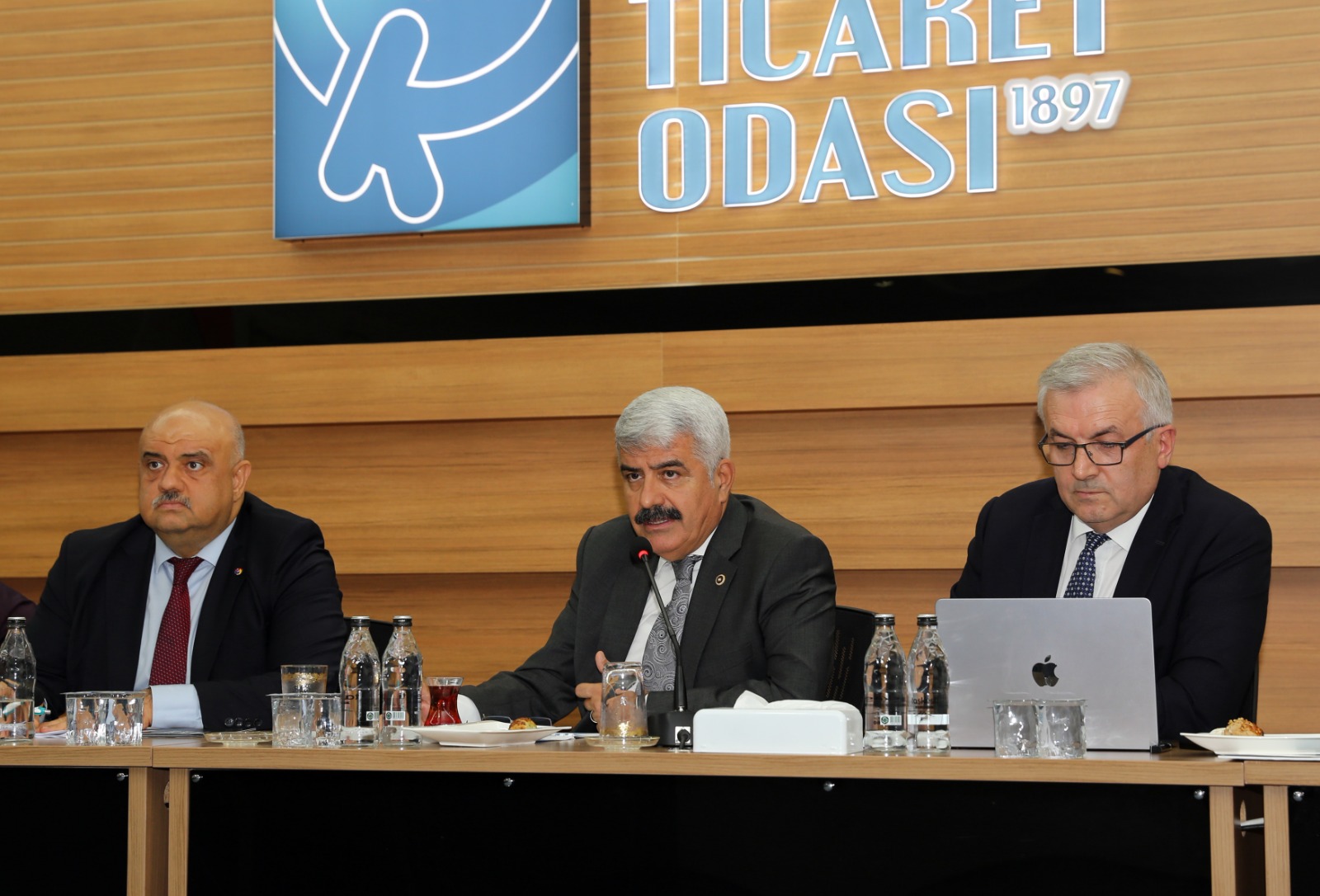 KOTO’nun Özel Hastaneler İstişare Toplantısı Milletvekili Hülagü’nün katılımıyla gerçekleşti