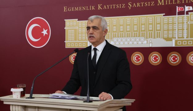 Gergerlioğlu; “Kocaeli’de 3 bin hektarlık orman alanının 500 hektarı dip çamuru ve hafriyat dökümü için kullanılıyor!”